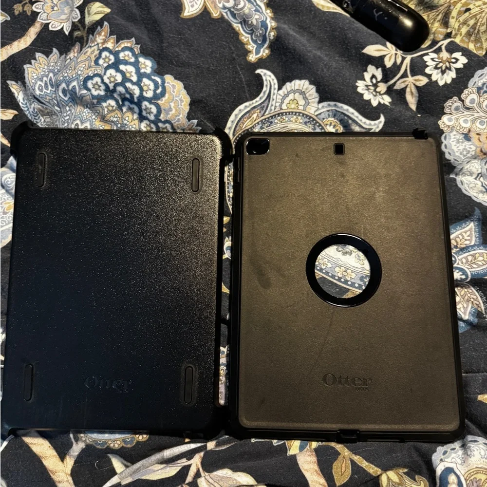OtterBox Defender 10.2